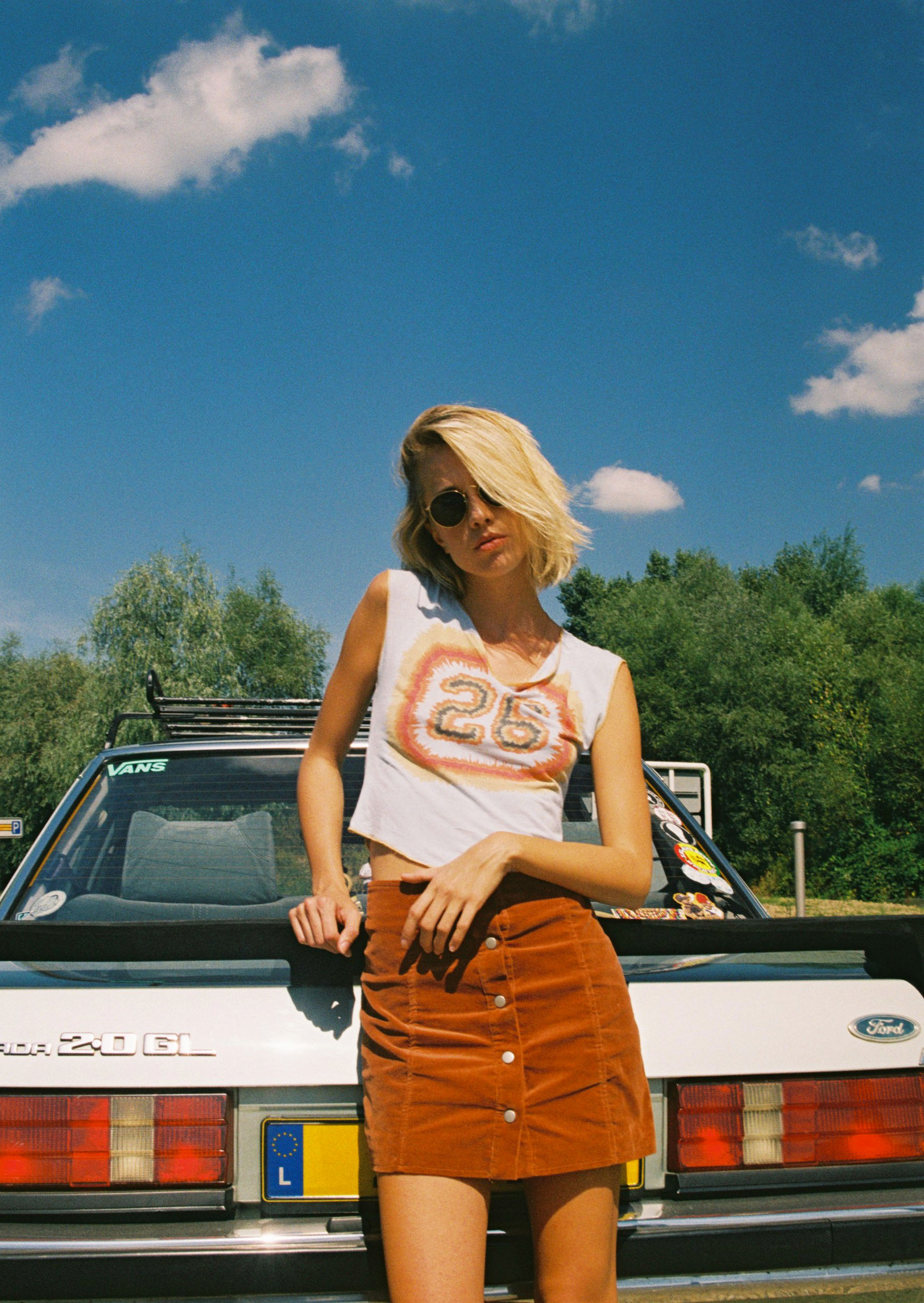 Roadtrip with Scarlette by Elena Breuer - Fashion Grunge